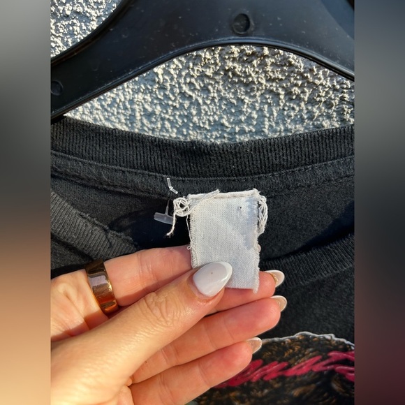 Madeworn Pat Benatar Crimes of Passion Cropped Tee - Picture 9 of 16